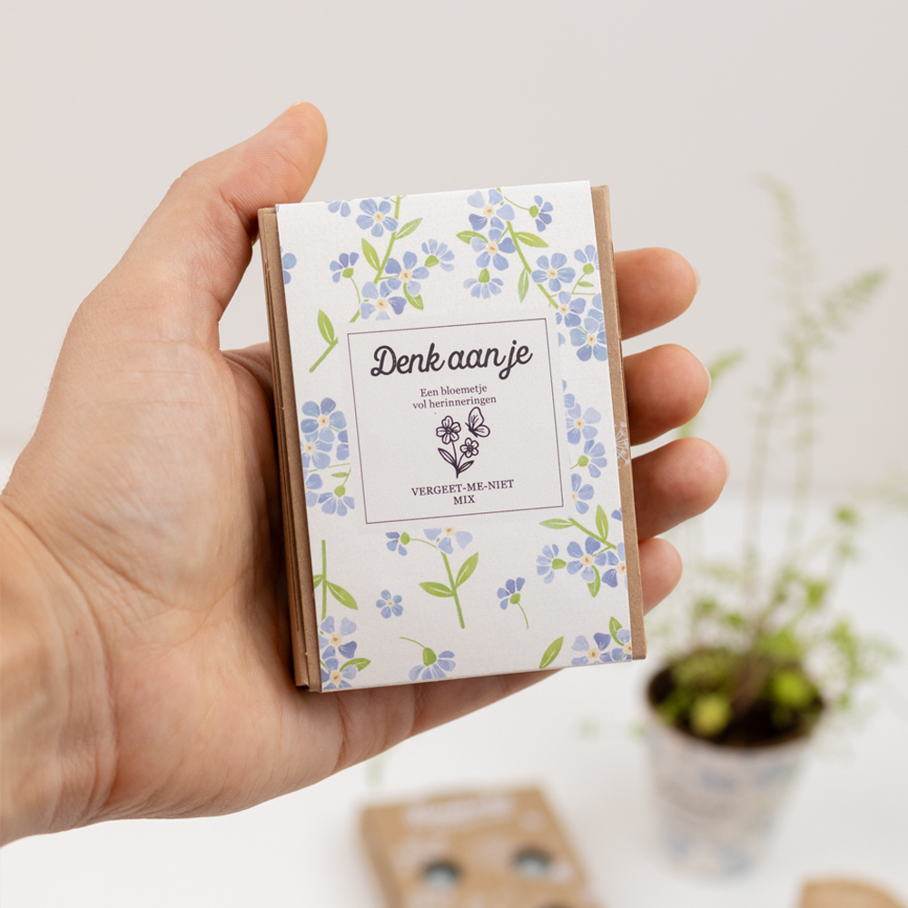 Giftbox Blossombs Denk aan je Vergeet-me-niet mix à 4 zaadbommetjes — afbeelding 2