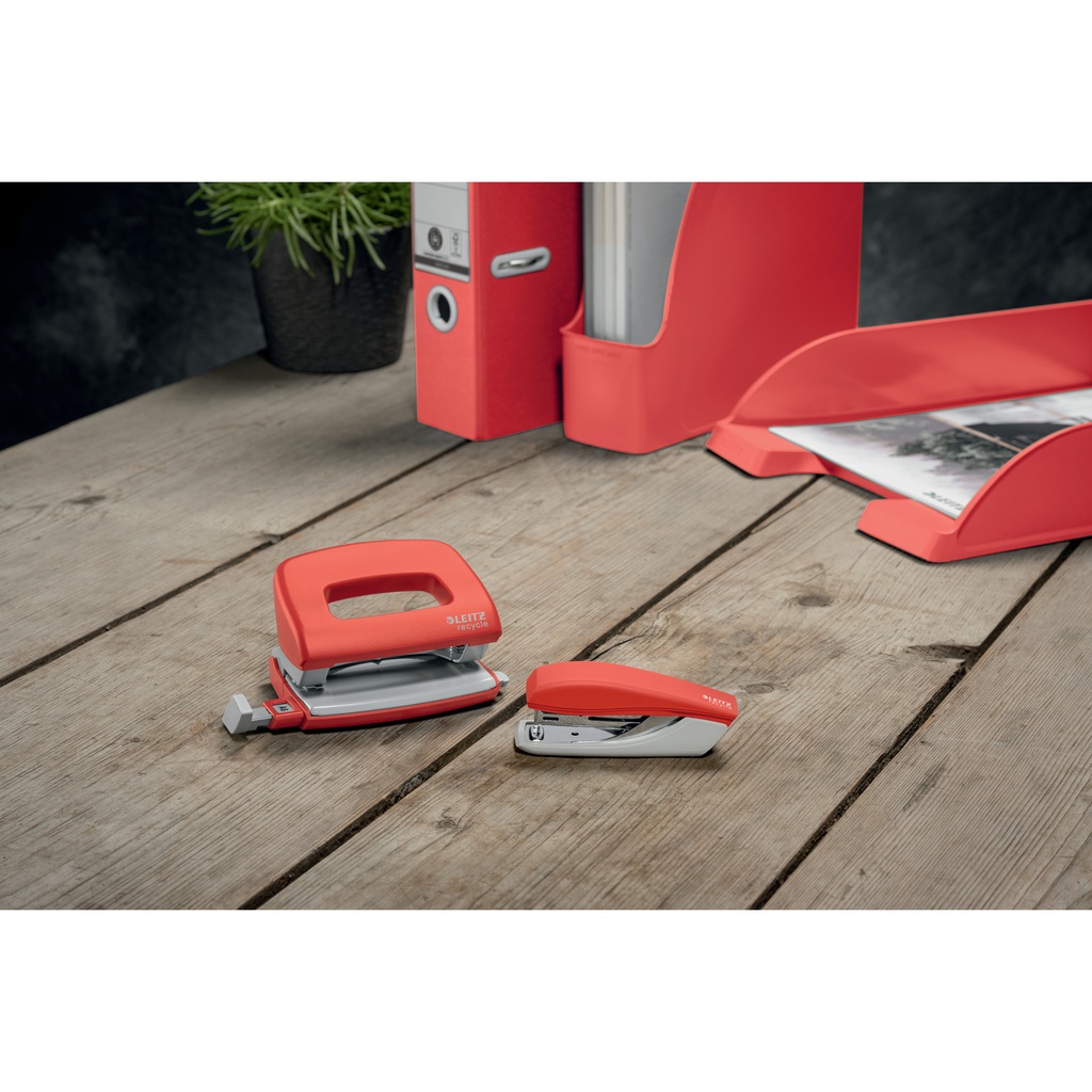 Perforator Leitz Nexxt  Recycle mini 10 vel rood — afbeelding 8